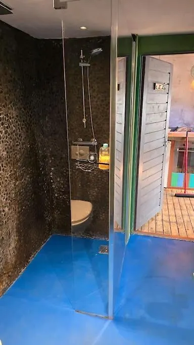 Balistyle Guesthouse Incl Jacuzzi Near Amsterdam And Schiphol Vijfhuizen Holiday home
