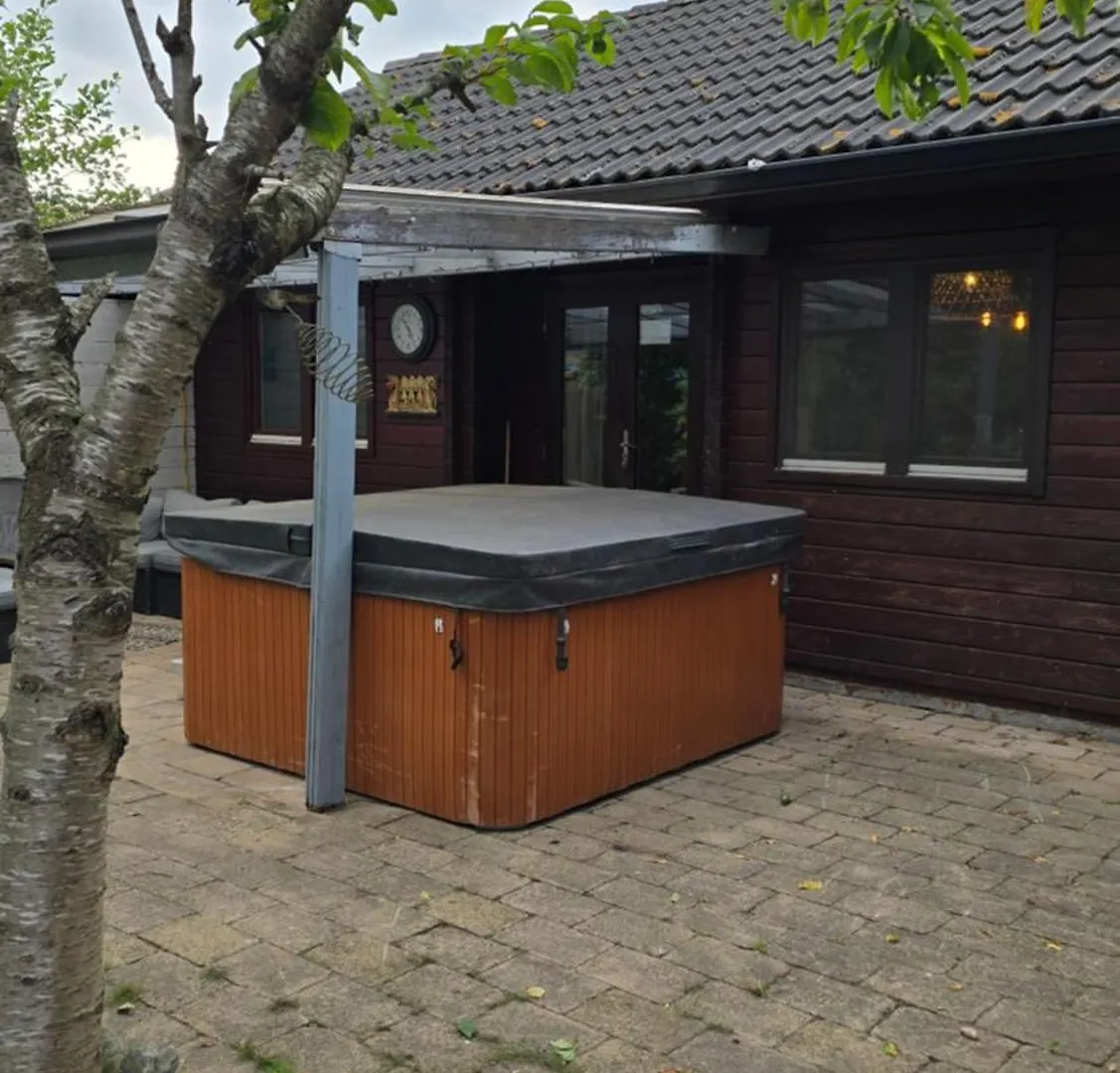 Balistyle Guesthouse Incl Jacuzzi Near Amsterdam And Schiphol Vijfhuizen 0*,  Netherlands